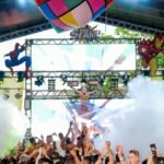 Bloco eletrônico gratuito reúne 15 atrações internacionais e nacionais no Shopping do Avião